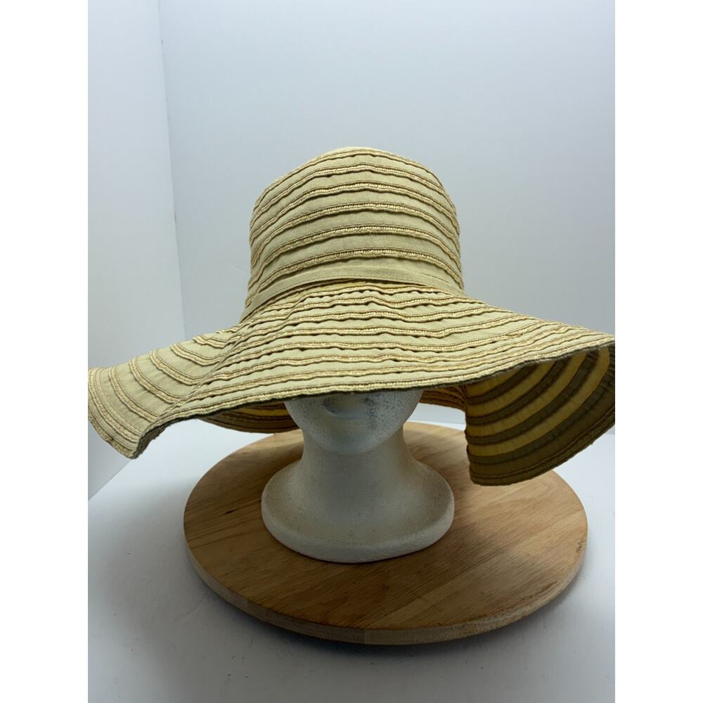 Wide Brim Floppy Sun Hat Neutral Beige Paper Straw Blend Summer Beach Garden Hat